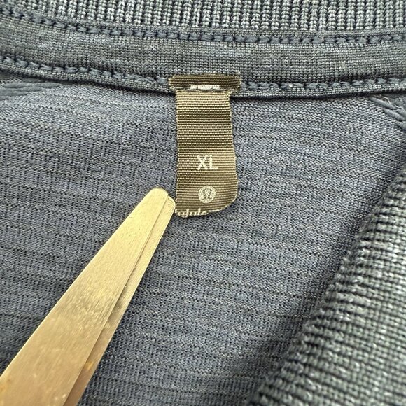 Lululemon Mens Blue XL Short Sleeve Stretchy Polo Shirt - Picture 4 of 8